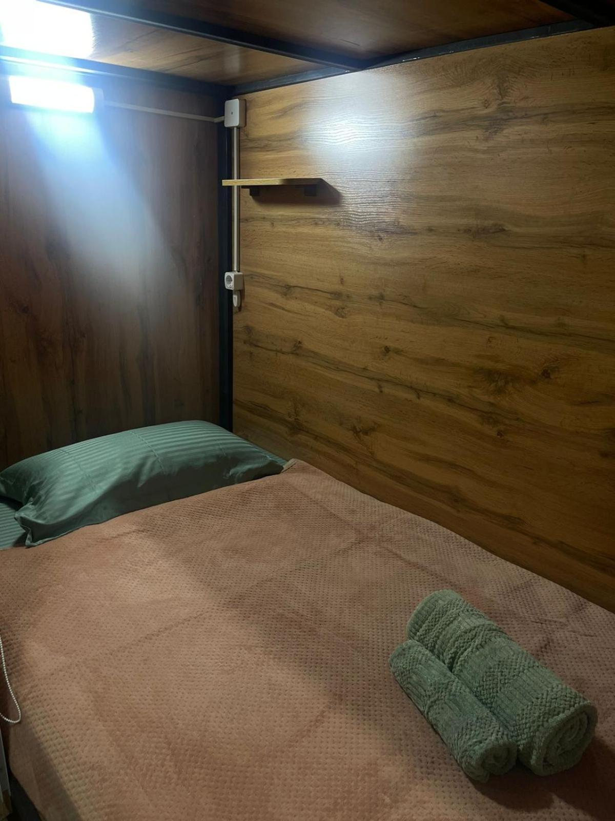 Hostel Kochevnik Capsule Hotel Almaty Eksteriør bilde