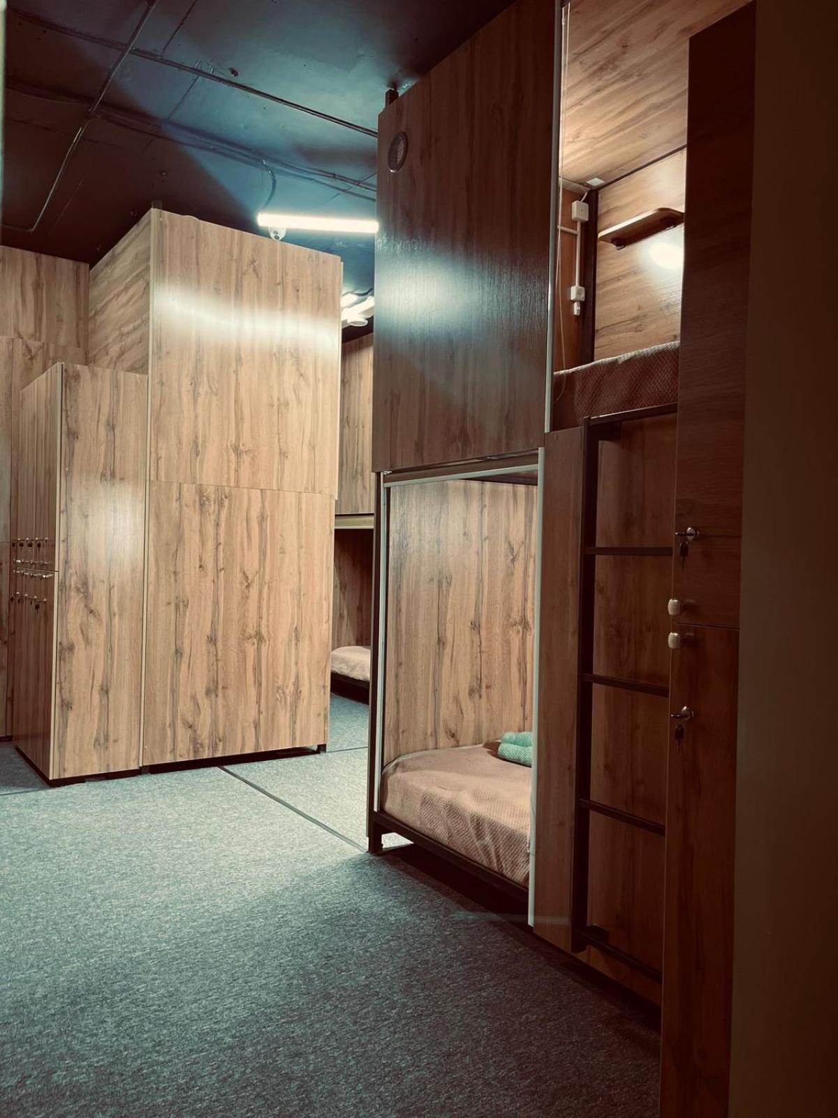 Hostel Kochevnik Capsule Hotel Almaty Eksteriør bilde